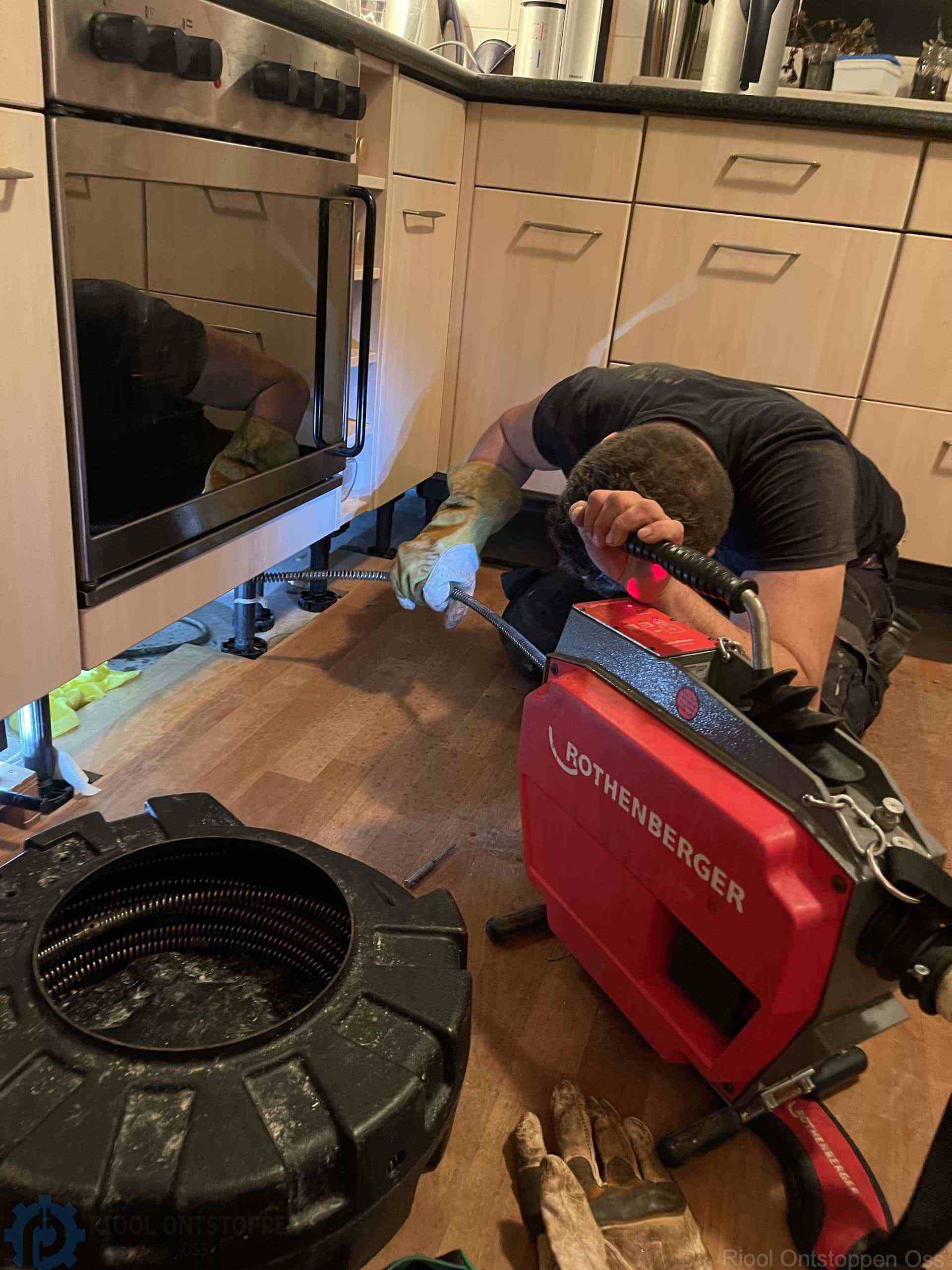 Ontstoppen Afvoer Oss Ontstoppen Afvoer Oss