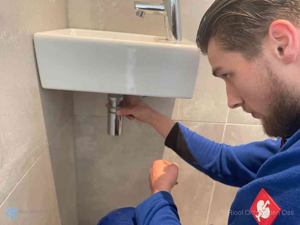 Wastafel Ontstoppen Oss Wastafel Ontstoppen Oss